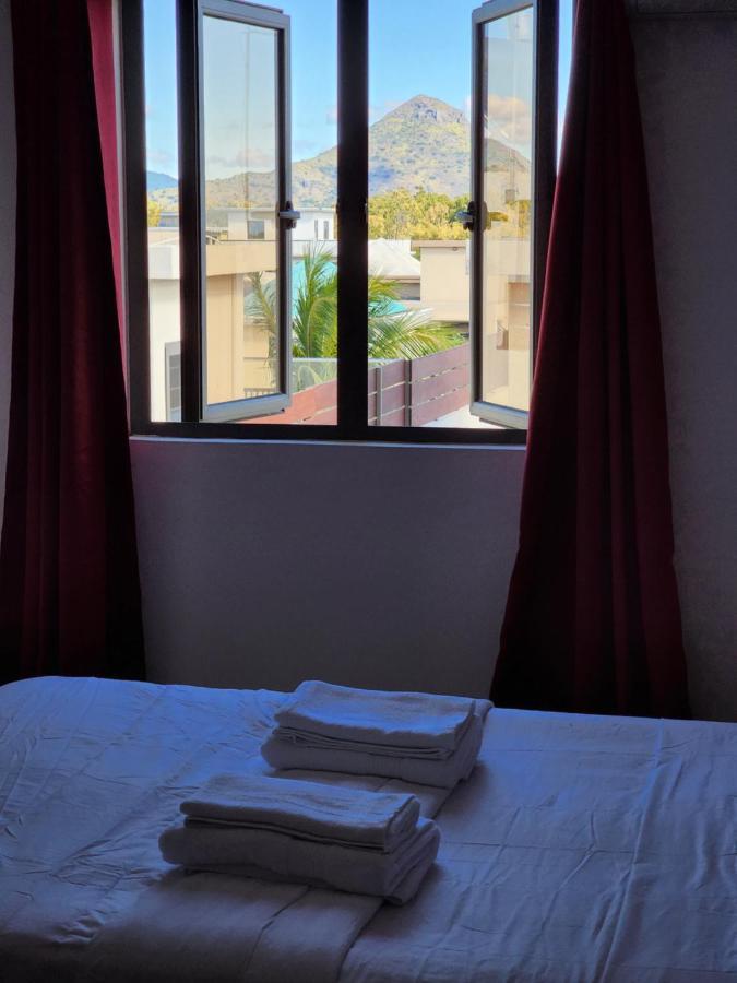 Sunsetview Beach Apartment Flic-en-Flacq Extérieur photo