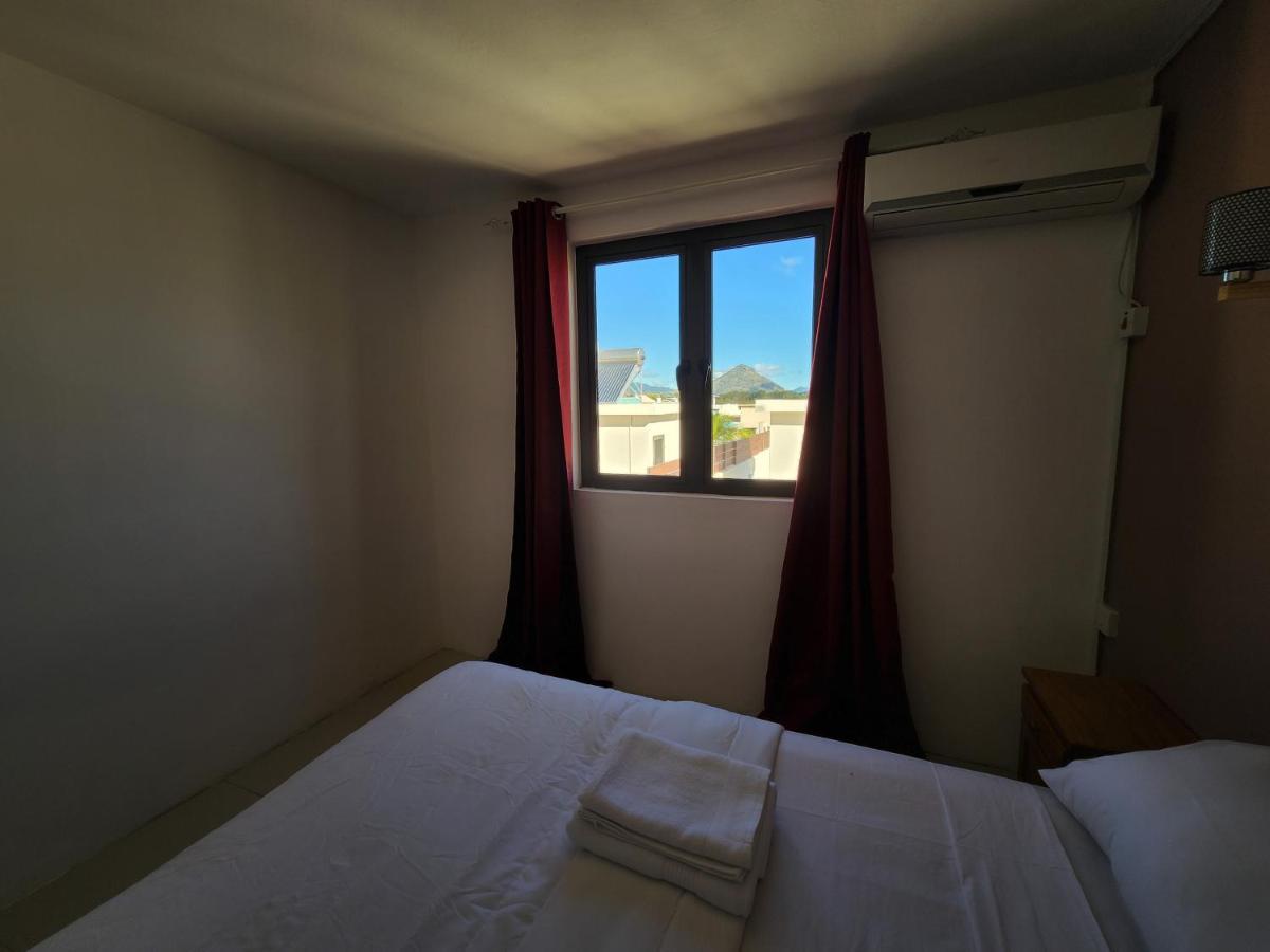 Sunsetview Beach Apartment Flic-en-Flacq Extérieur photo